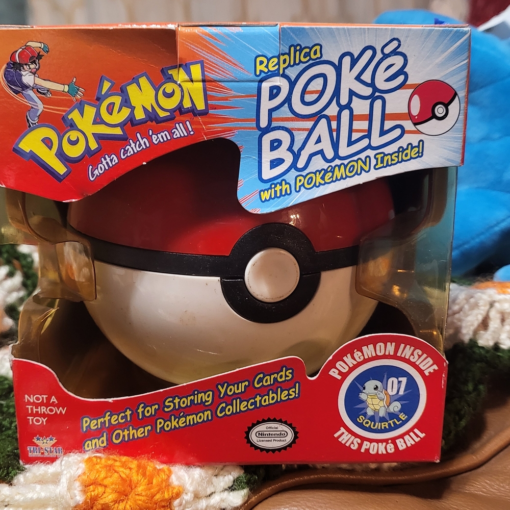 Replica Poké Ball with Pokémon Inside